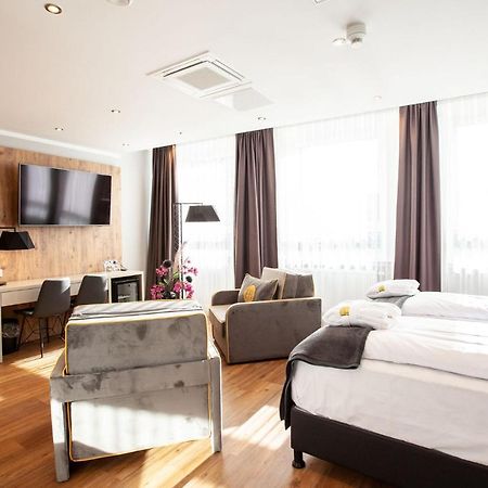 Elens Hotel BRE Εξωτερικό φωτογραφία
