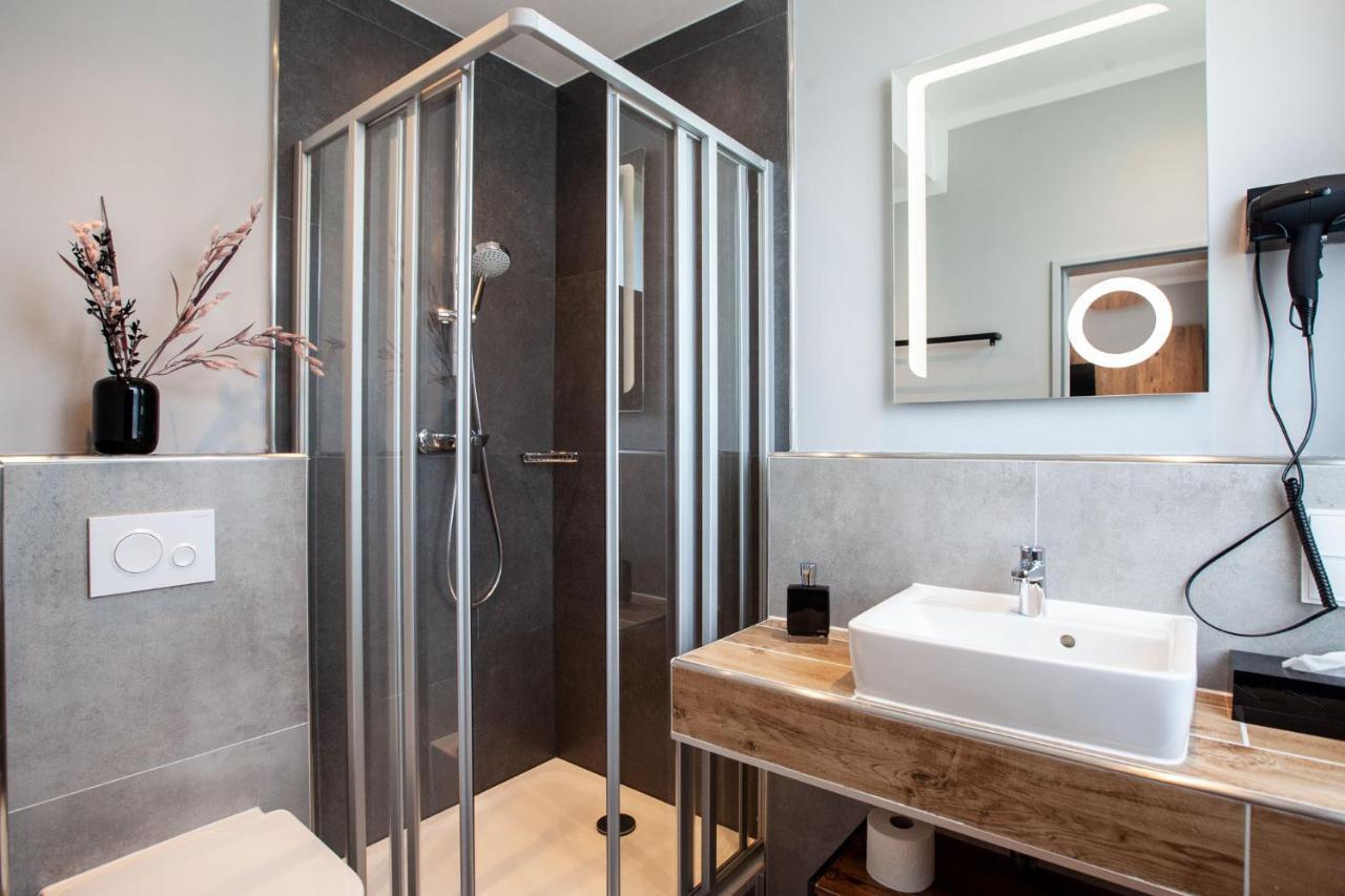 Elens Hotel BRE Εξωτερικό φωτογραφία