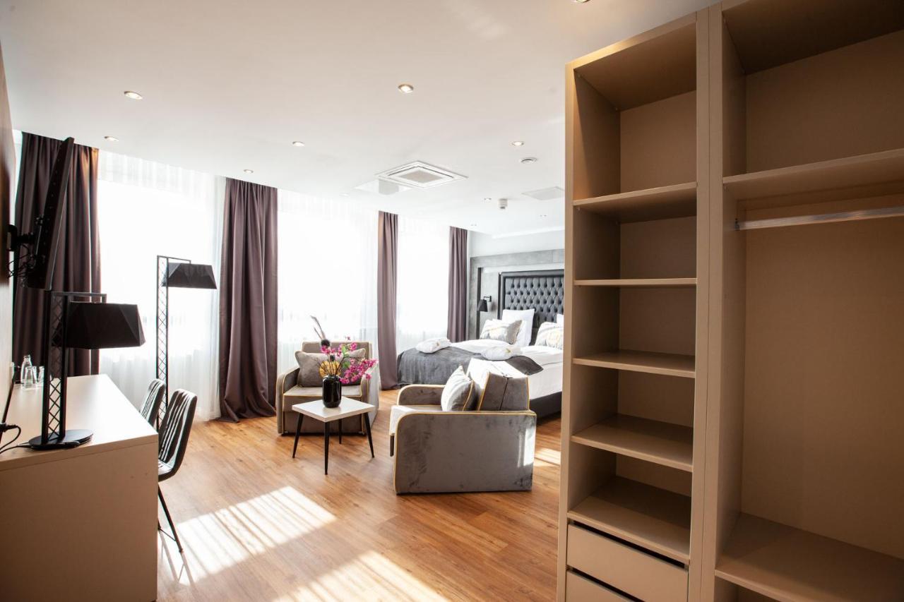 Elens Hotel BRE Εξωτερικό φωτογραφία